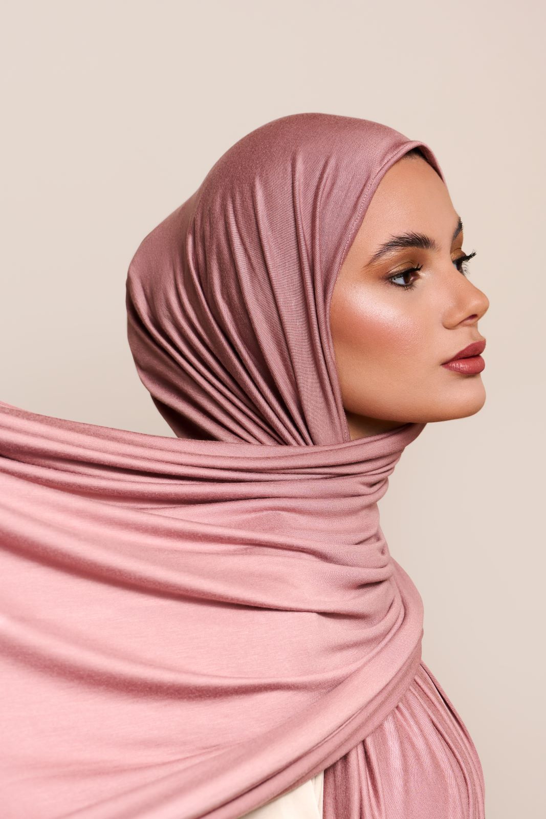 Jersey Light Hijab: Leichter, atmungsaktiver Stoff für jeden Tag