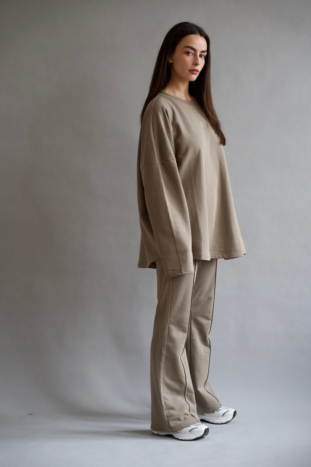 LIA Cozy Sweater - Taupe