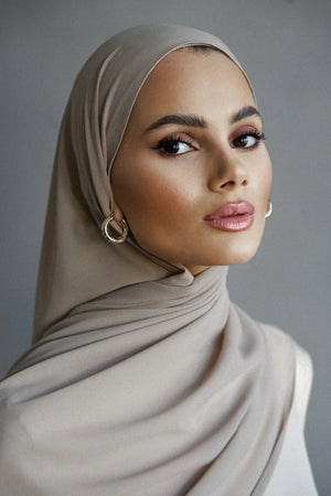 Premium Chiffon Hijab with Bone "Cloud"